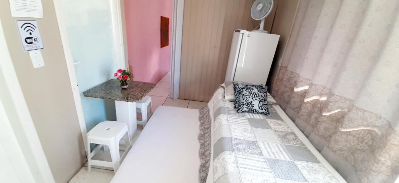 Kitnet K1 Em Torres-Rs - Na Mais Bela Praia Gaucha - Cozinha - Banheiro - Ar Condicionado - Smart Tv 32' - Wi-Fi - Anfitria Superhost No Bnb Exterior photo