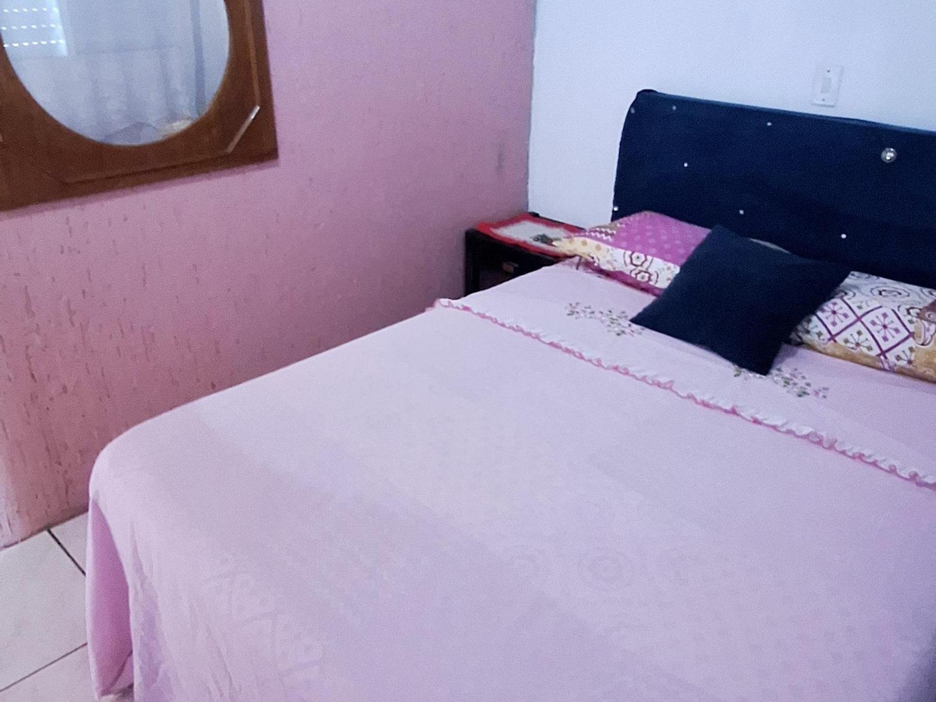 Kitnet K1 Em Torres-Rs - Na Mais Bela Praia Gaucha - Cozinha - Banheiro - Ar Condicionado - Smart Tv 32' - Wi-Fi - Anfitria Superhost No Bnb Exterior photo