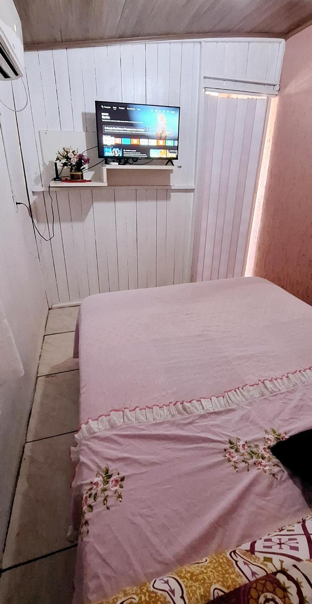 Kitnet K1 Em Torres-Rs - Na Mais Bela Praia Gaucha - Cozinha - Banheiro - Ar Condicionado - Smart Tv 32' - Wi-Fi - Anfitria Superhost No Bnb Exterior photo